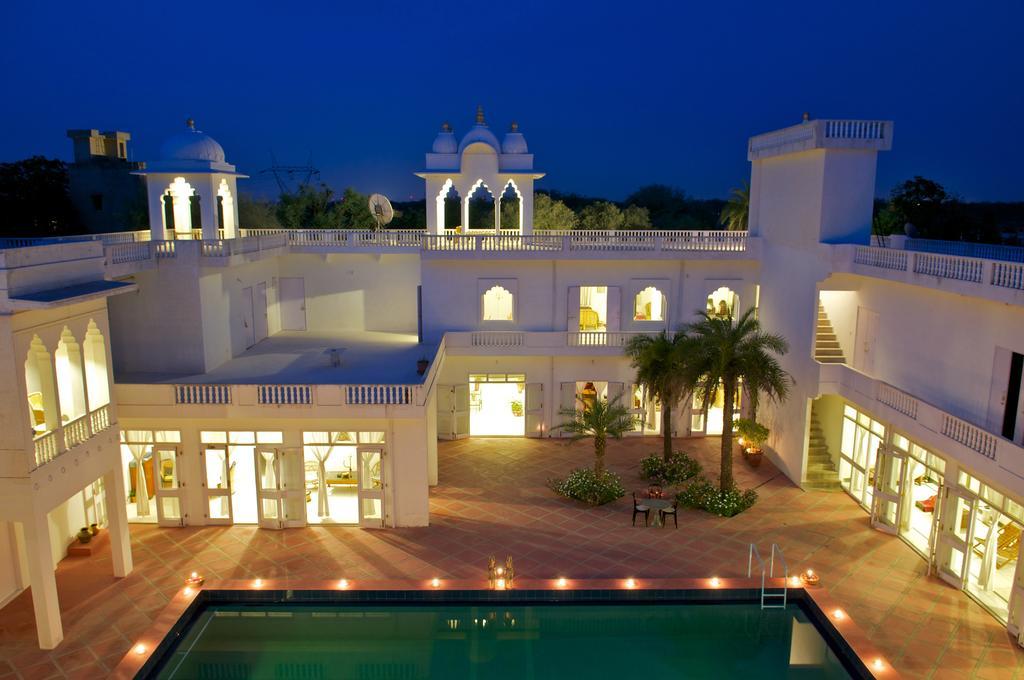 Savista Retreat Hotel Jaipur Buitenkant foto